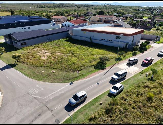 1,097M² VACANT LAND FOR SALE IN FOUNTAINS ESTATE